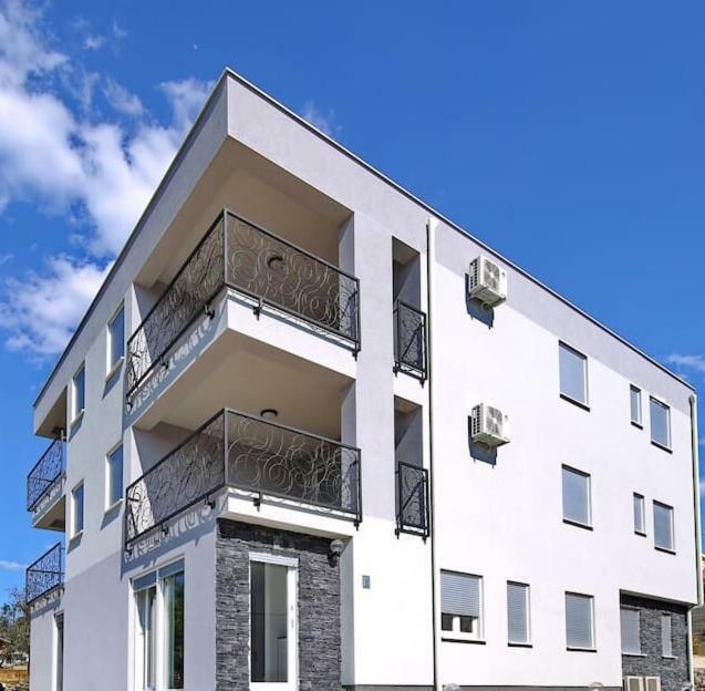 Oleandra Apartments Drage Eksteriør billede